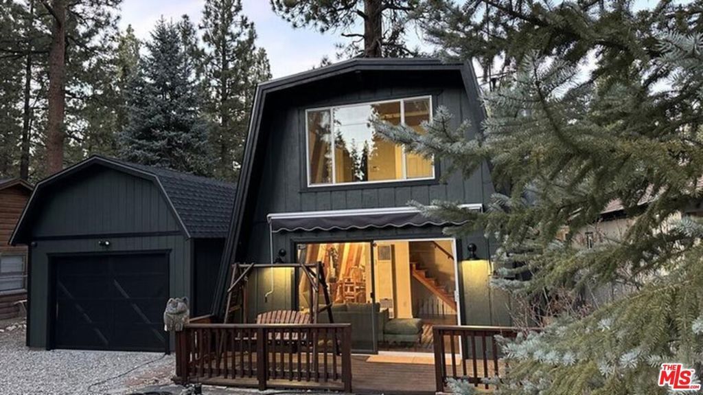 1009 Sugarloaf Boulevard, Big Bear City