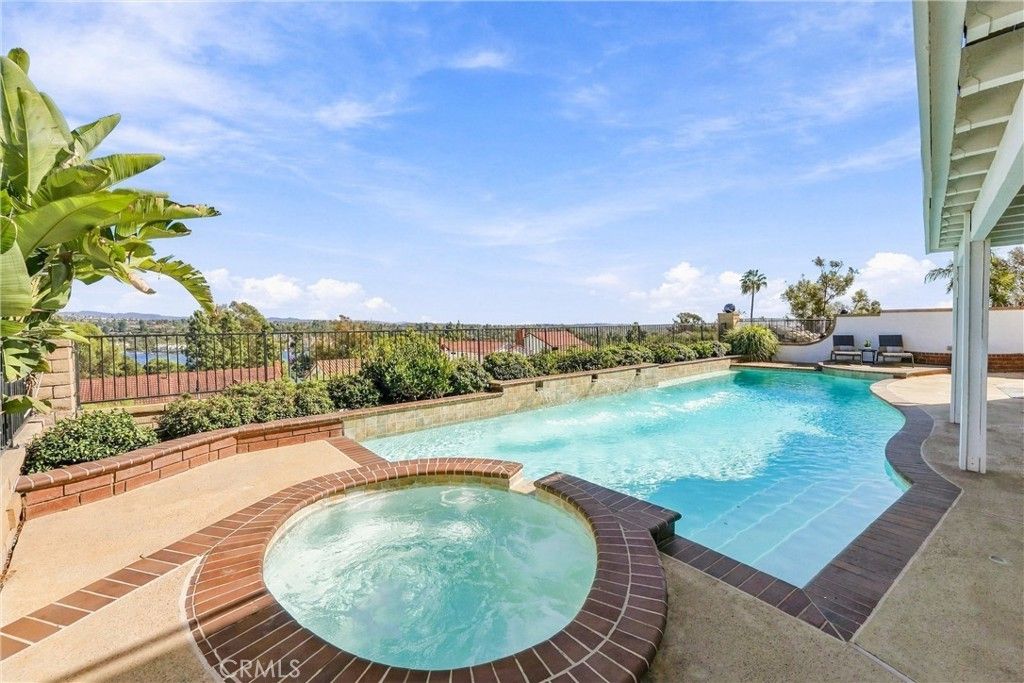 22942 Arija, Mission Viejo