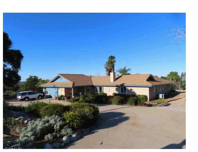9270 Amethyst, Mentone