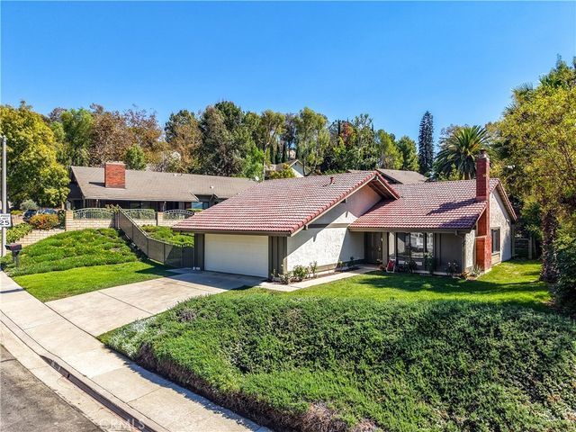1028 Calle Frondosa, San Dimas