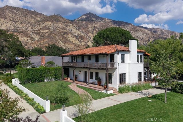 2098 Roosevelt, Altadena