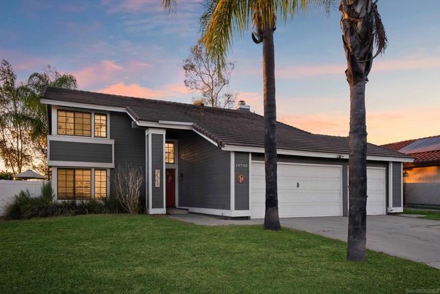 10790 Oakbend Drive, San Diego