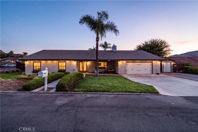 6616 Landfair, Riverside