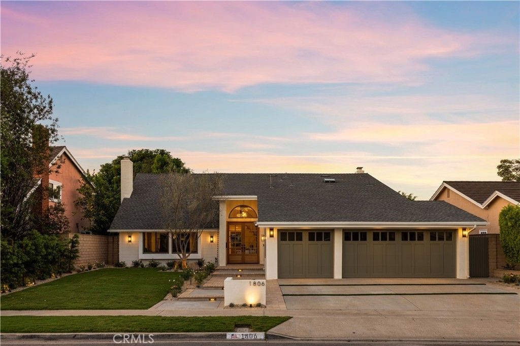 1806 Hummingbird Drive, Costa Mesa