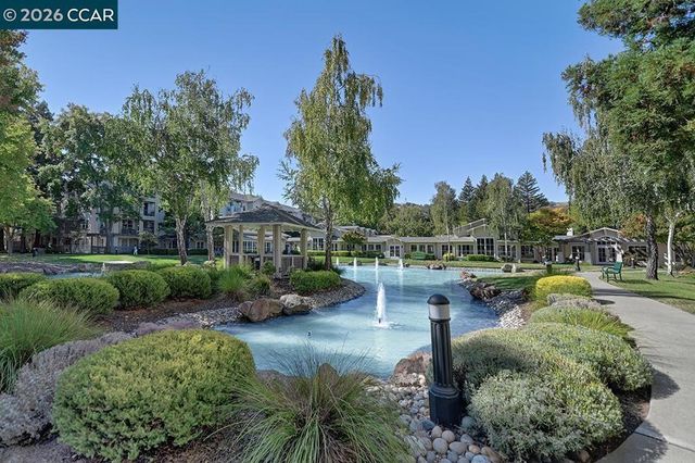 1860 Tice Creek Dr # 1218, Walnut Creek