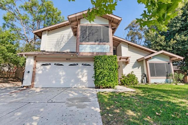9212 Palomino Ridge Dr, Lakeside
