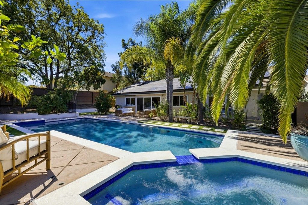 1690 Stoddard Avenue, Thousand Oaks
