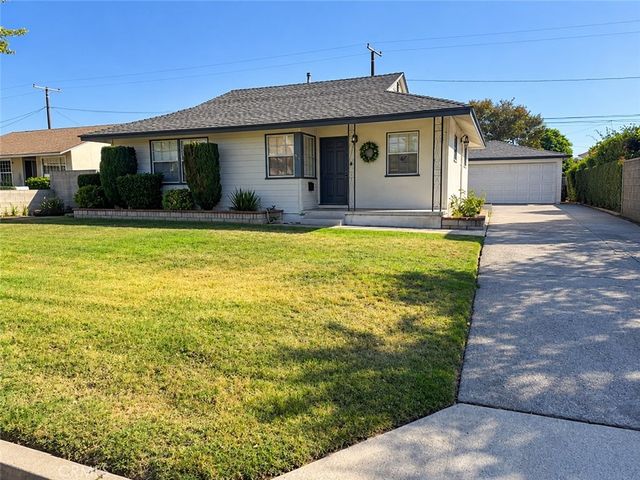 1042 E Louisa, West Covina