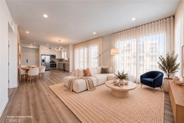 1055 S Serrano Avenue # 403, Los Angeles
