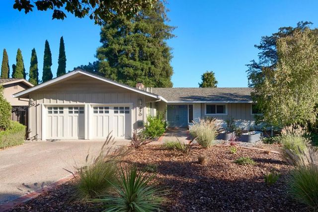 470 Martinsen Court, Palo Alto