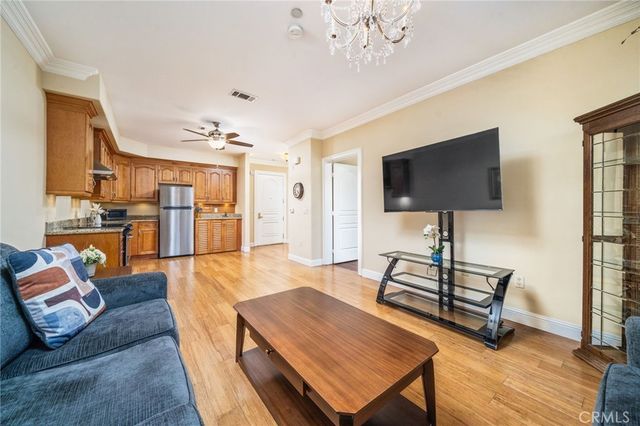13798 Roswell # A278, Chino