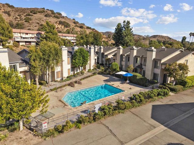 9250 Sunland Blvd # 34, Sun Valley