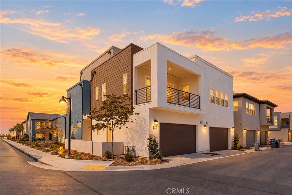 324 Merit, Irvine