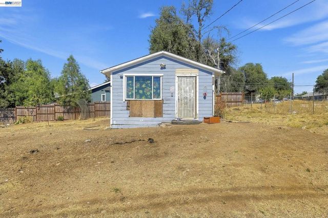 15936 18th Ave, Clearlake