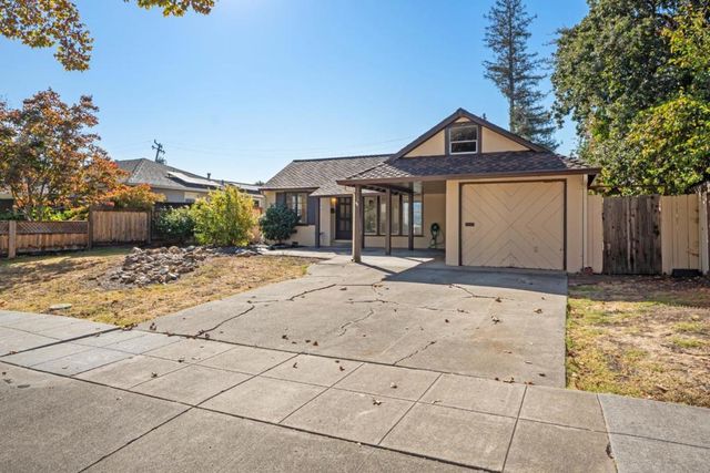 1712 Anamor Street, Redwood City