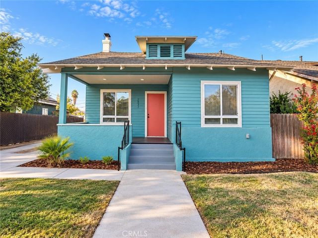 2837 E Grant Avenue, Fresno