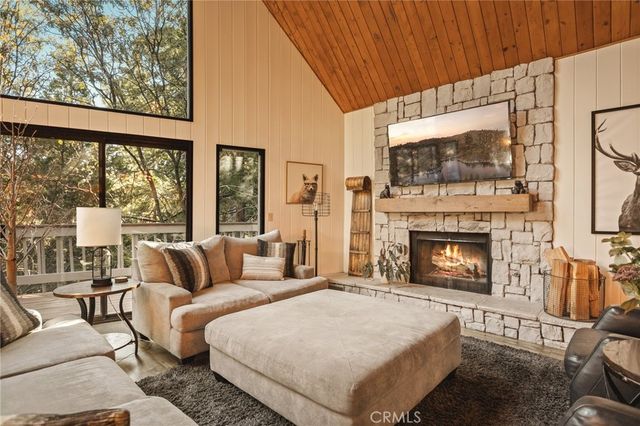 27332 Pinewood, Lake Arrowhead