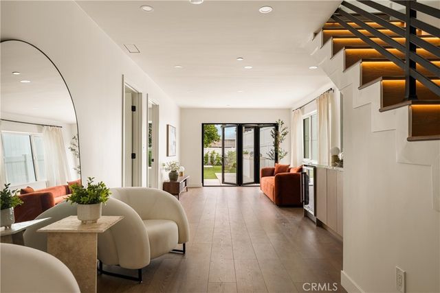 5305 Borland Road, Los Angeles
