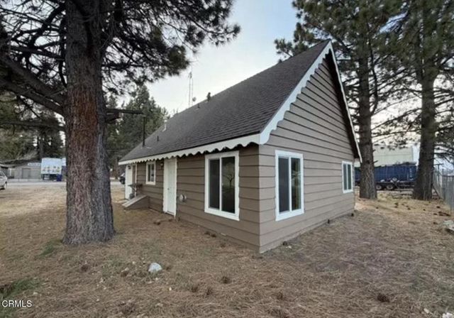 345 W Fairway Boulevard, Big Bear