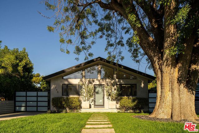 3758 Barry Avenue, Los Angeles
