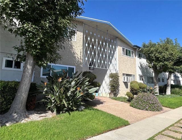15549 S Budlong # 25, Gardena