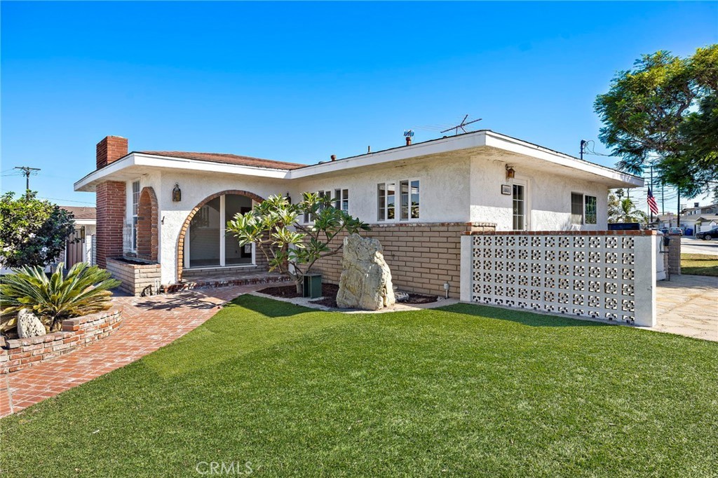 Photo of Listing #SB26217643