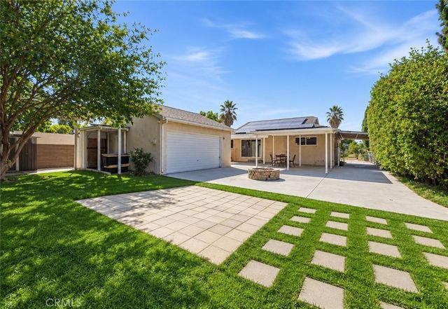 11460 Valjean Avenue, Granada Hills