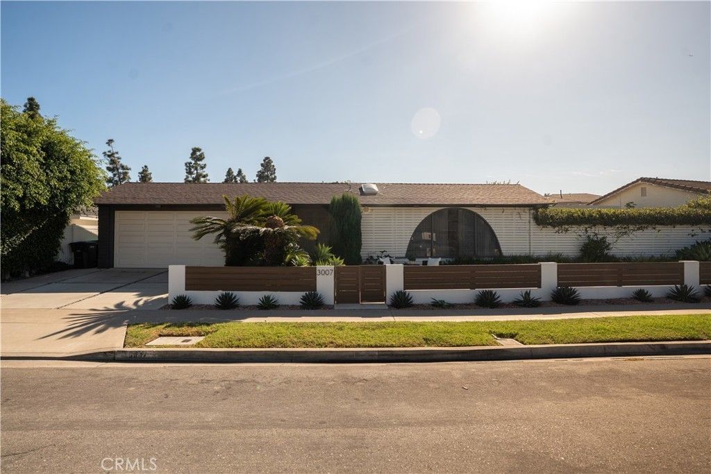 3007 Java Road, Costa Mesa