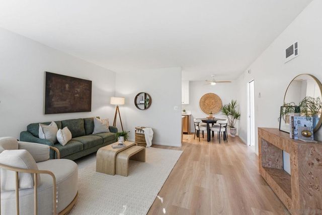 8220 Vincetta Dr # 55, La Mesa