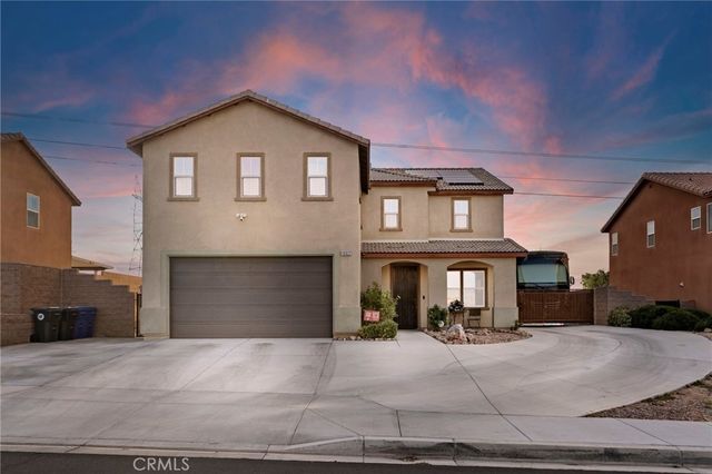 16022 Shawnee Lane, Victorville