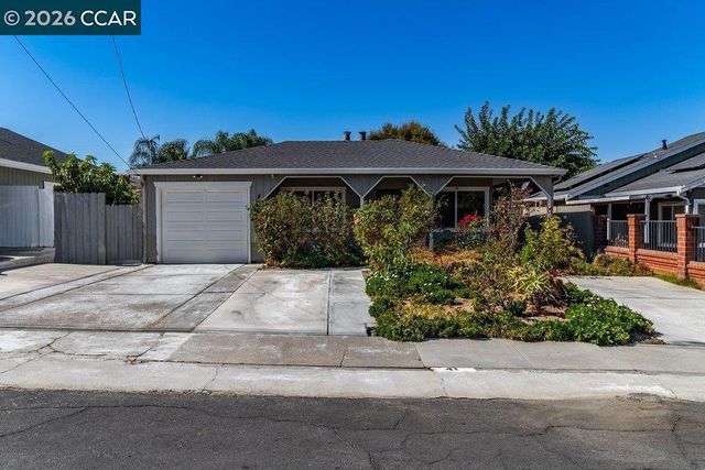 41 Canal Dr, Bay Point