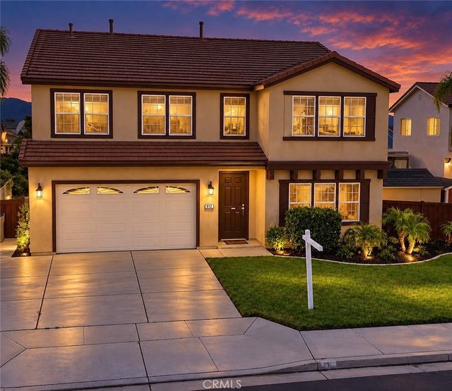 176 Nightfall, San Jacinto