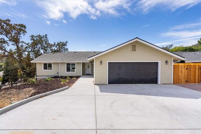 5265 Alamo, Atascadero