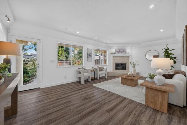 18 Tyrella Court, Mountain View