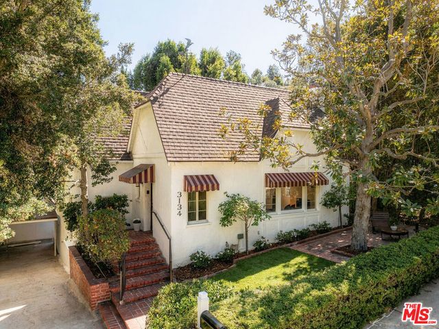 3134 Ellington Drive, Los Angeles
