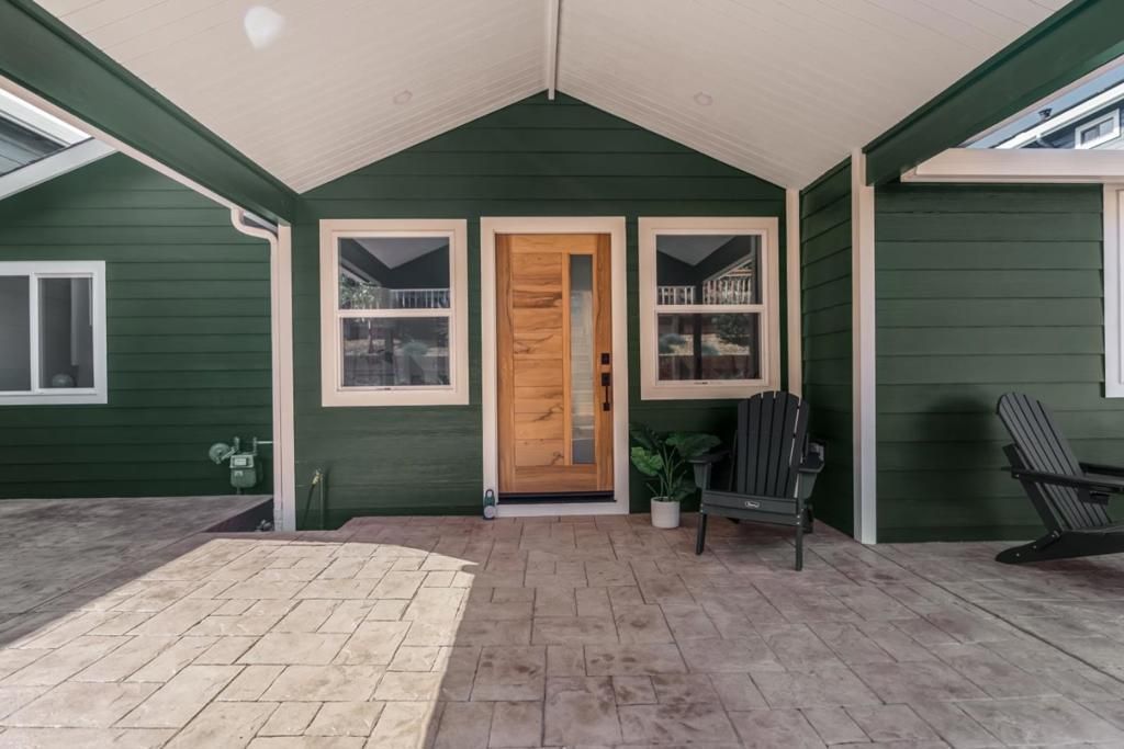 580 Paloma Avenue, Pacifica