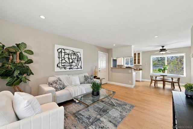6333 College Grove # 2206, San Diego