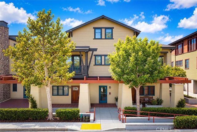 142 N Vermont # B, Glendora