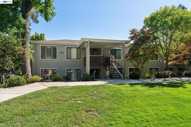 1549 Oakmont Dr # 4, Walnut Creek