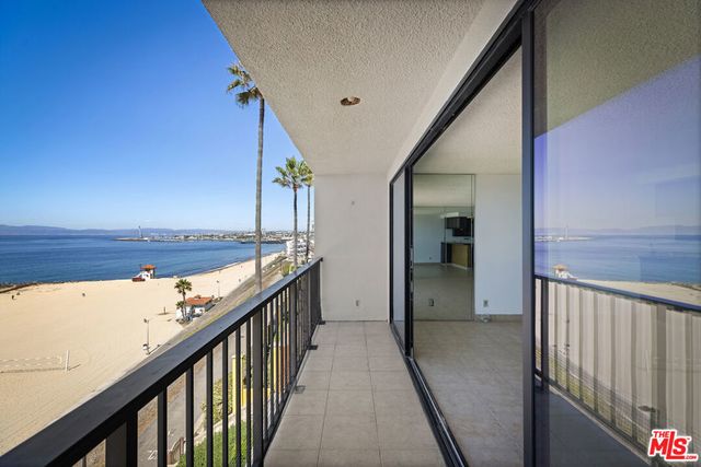 721 Esplanade # 306, Redondo Beach