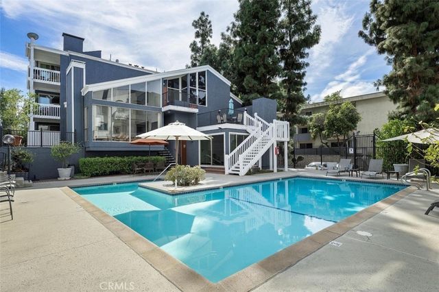 17711 Margate Street # 316, Encino