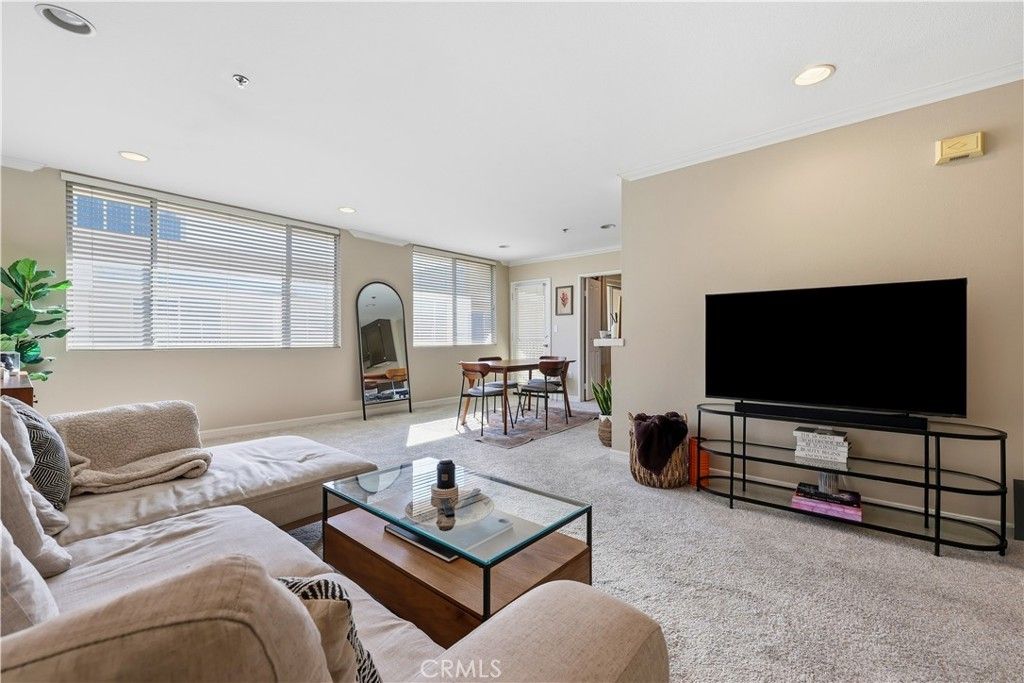 4501 Cedros Avenue # 330, Sherman Oaks