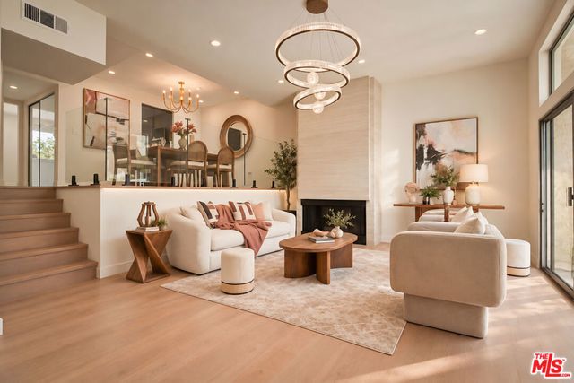 4924 Mcconnell Avenue, Los Angeles