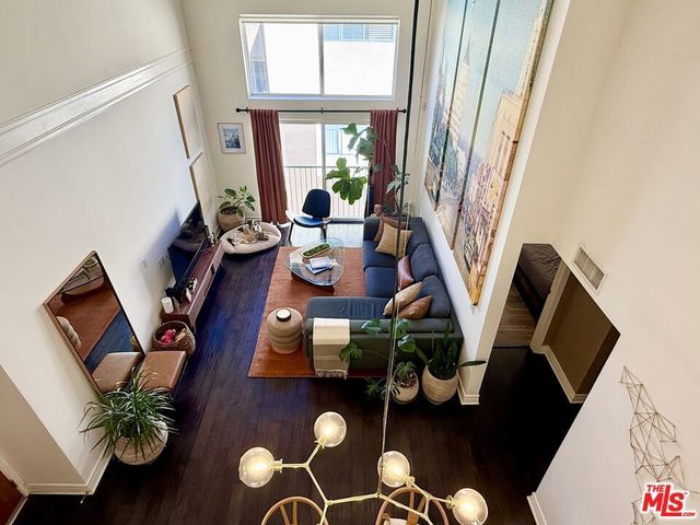 1353 N Fuller Avenue # Ph2, Los Angeles