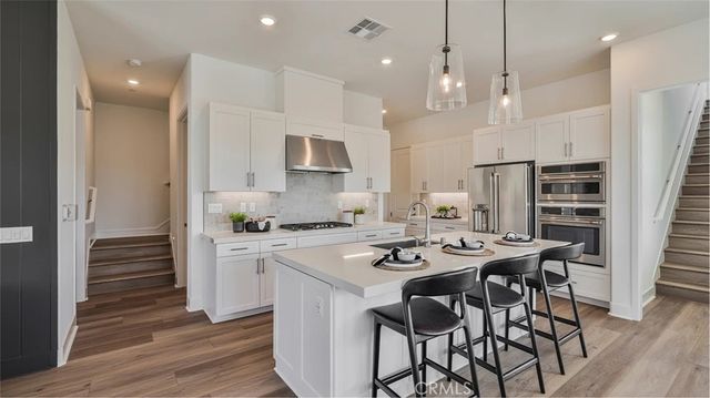 27461 Red Alder Lane, Valencia