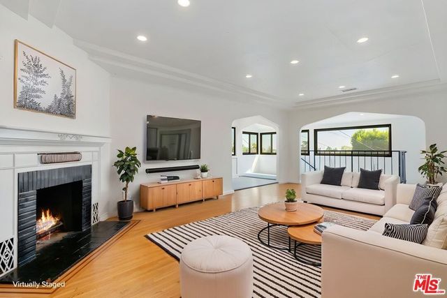 235 Hampden Terrace, Alhambra