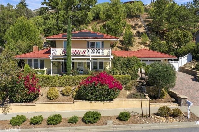 1314 Lamont, Thousand Oaks
