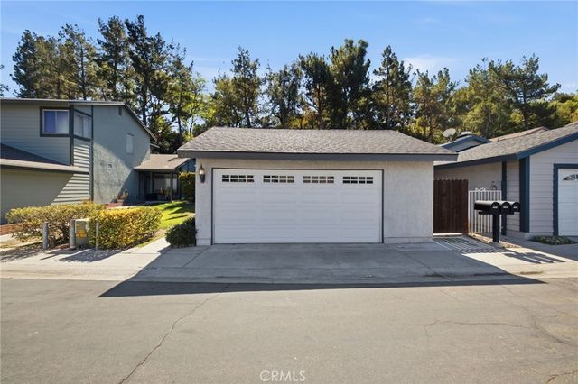 428 Lupine Place Place, La Verne