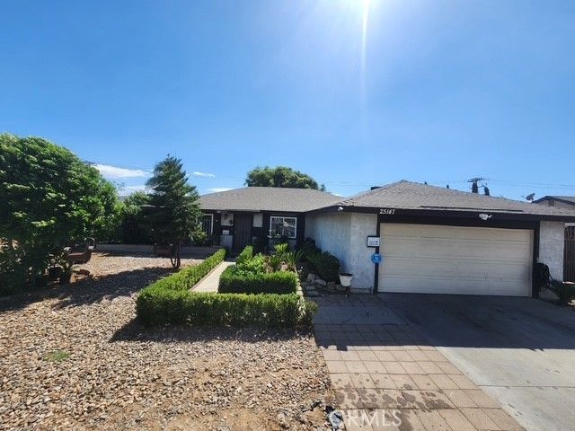 25147 Silver Arrow, Moreno Valley