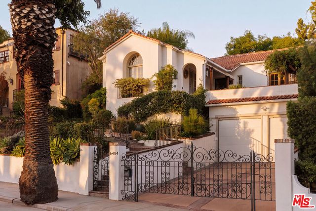 6484 Ivarene Avenue, Los Angeles
